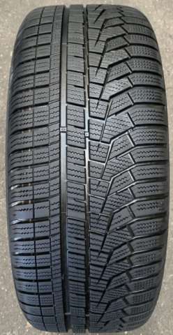 Kitkarenkaat Pirelli Winter sottozero 3