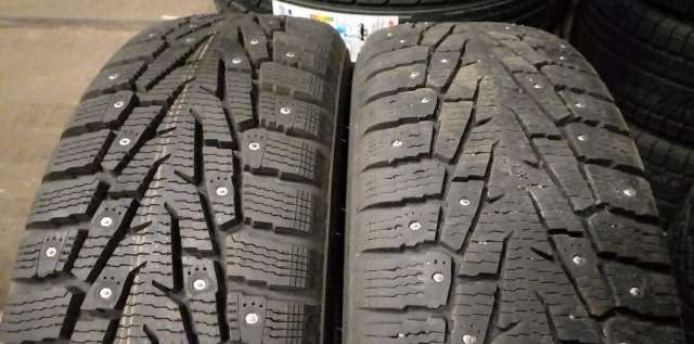 Nastarenkaat Nokian Hakkapeliitta 7 SUV