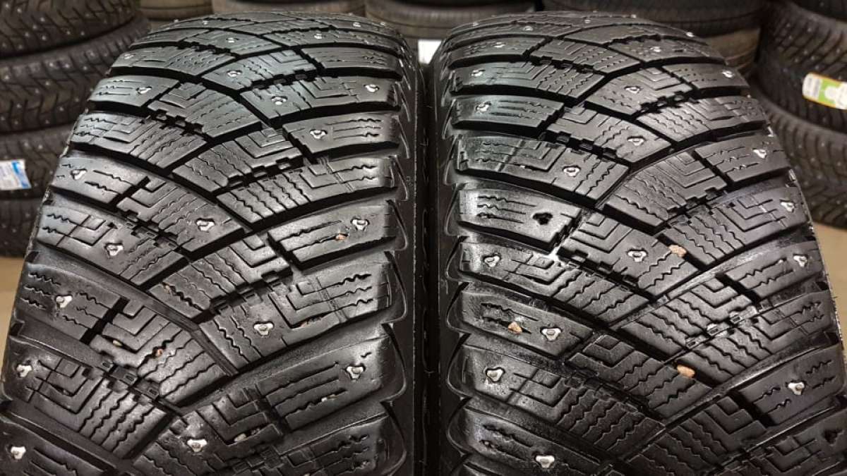 naastrehv Goodyear Ultra Grip Ice Arctic