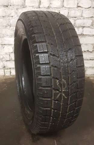 Friction tires Toyo Observe GSI-5