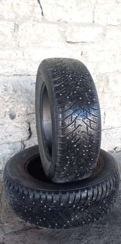 Winter studded Nokian Hakkapeliitta 8 SUV