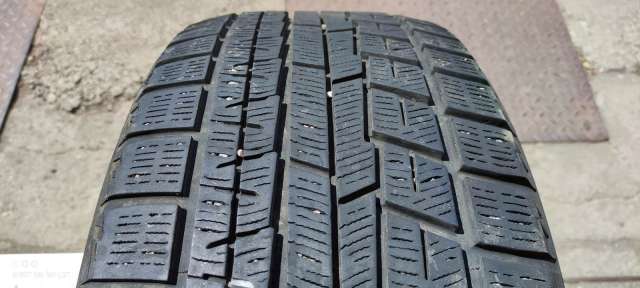 Kitkarenkaat Yokohama Ice Guard IG60