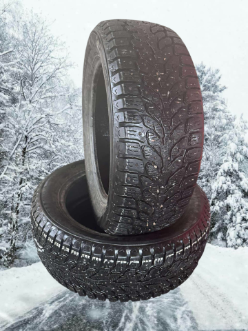 Winter studded Kumho Winter Craft Ice WI32