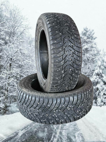Winter studded Nokian Hakkapeliitta 8 DEMO