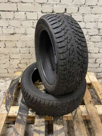 Winter studded Nokian Hakkapeliitta 9 SUV