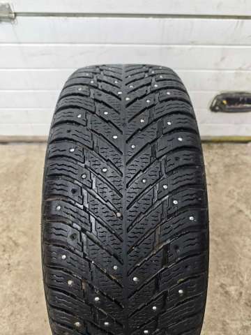 Winter studded Nokian Hakkapeliitta 9 SUV