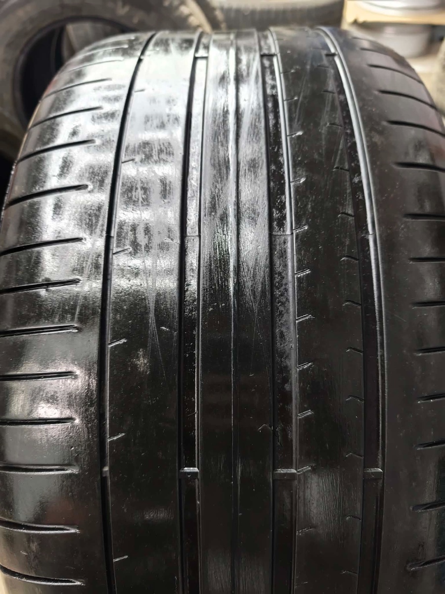 suverehv Pirelli P ZERO PZ4
