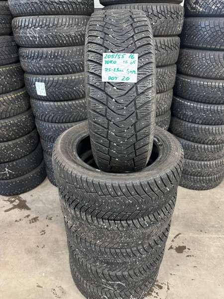 Winter studded Yokohama Ice Guard IG65