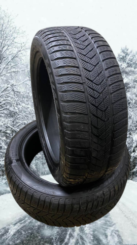 Kitkarenkaat Pirelli Winter sottozero 3