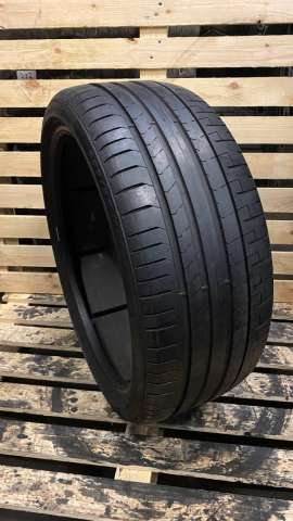 sommardäck Pirelli P ZERO PZ4