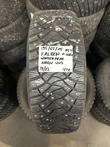 Winter studded Falken Winterpeak F-Ice 1