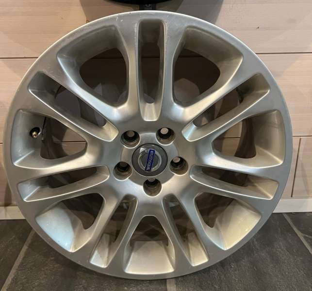 aluvanteet Volvo Original