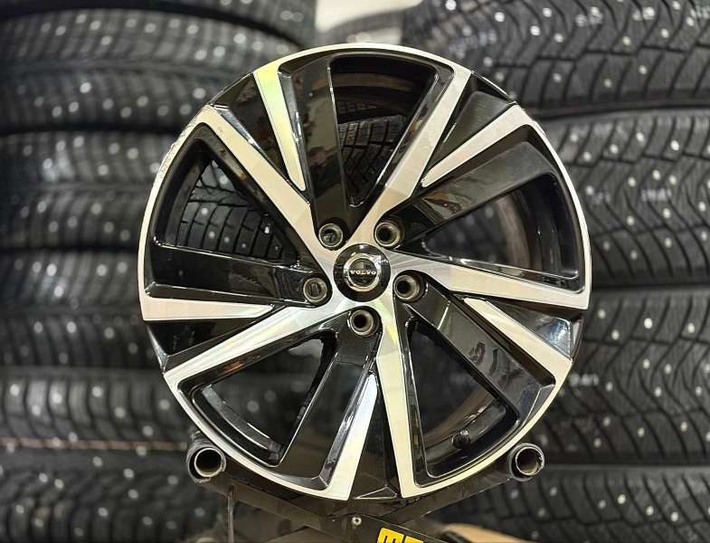 aluvanteet Volvo Original