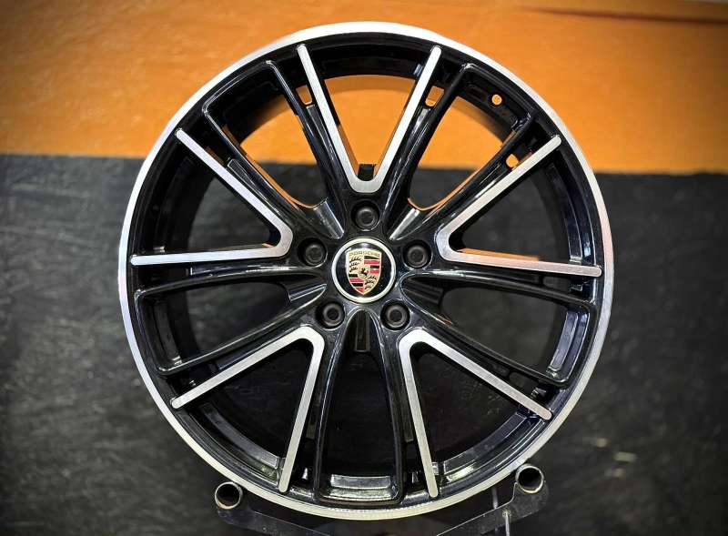 aluvanteet Porsche Panamera DEMO