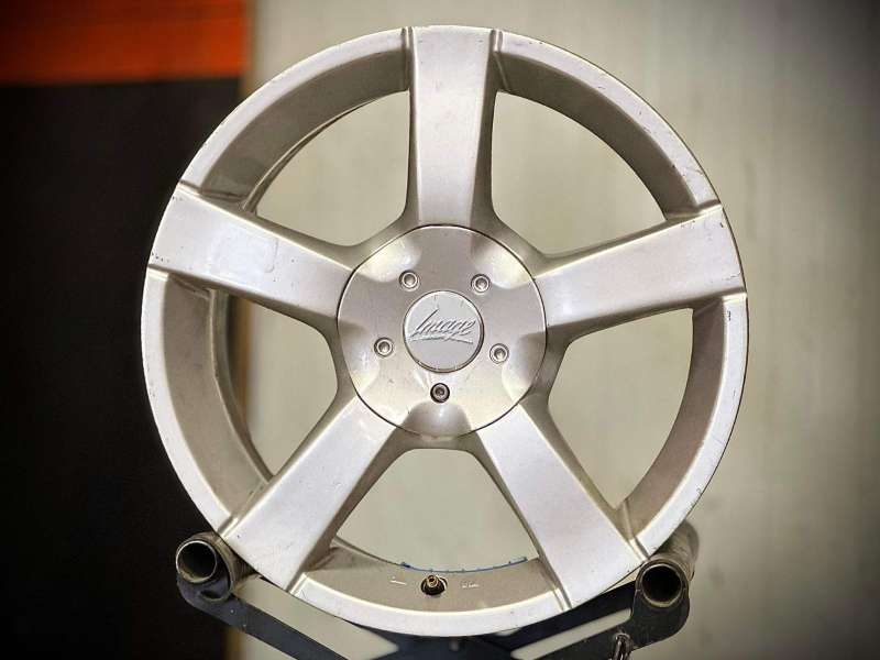 aluvanteet Volvo Original
