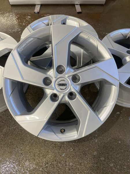 aluvanteet Nissan Originaal