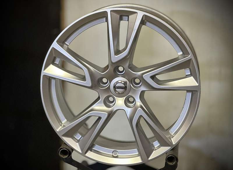 aluvanteet Volvo Original